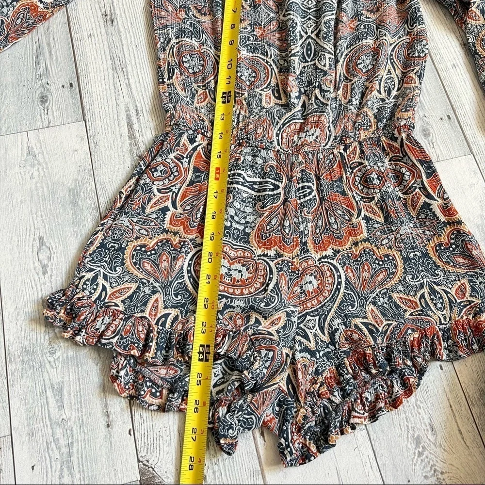AEROPOSTALE Long Sleeve Ruffle Multi-Color Paisley Print Romper Women's Size XS‎